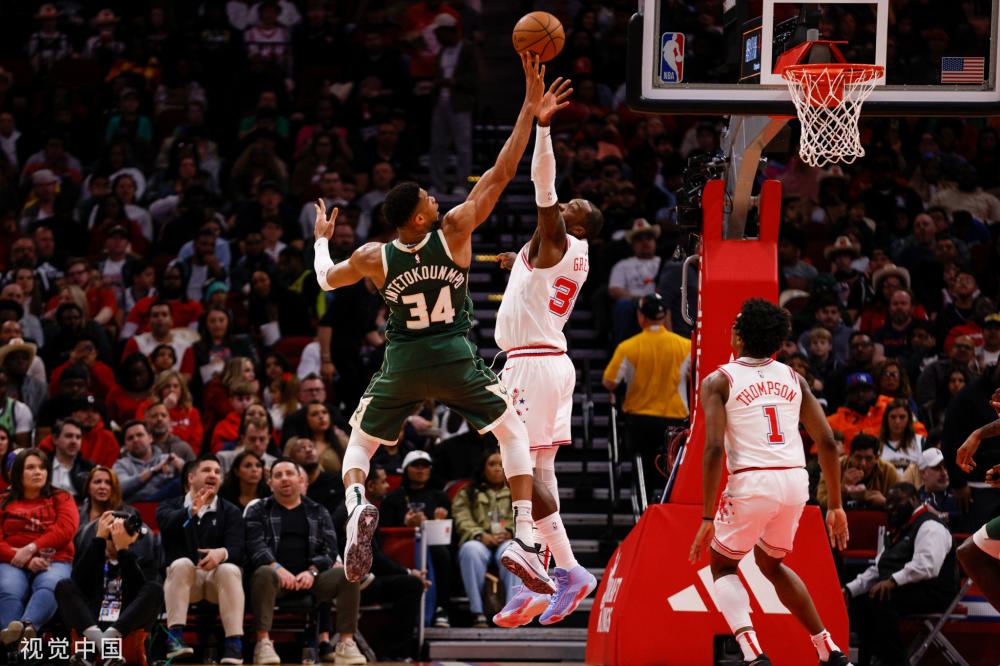 一方大胆追 一方大胆追