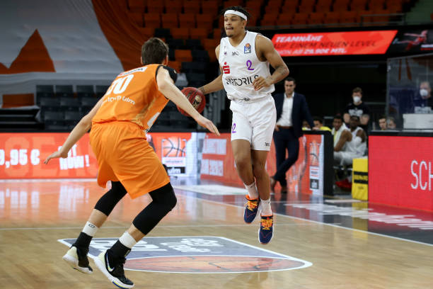 亮相的频率 亮相的频率