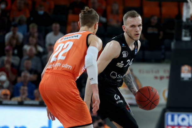 因多次失误 因多次失误