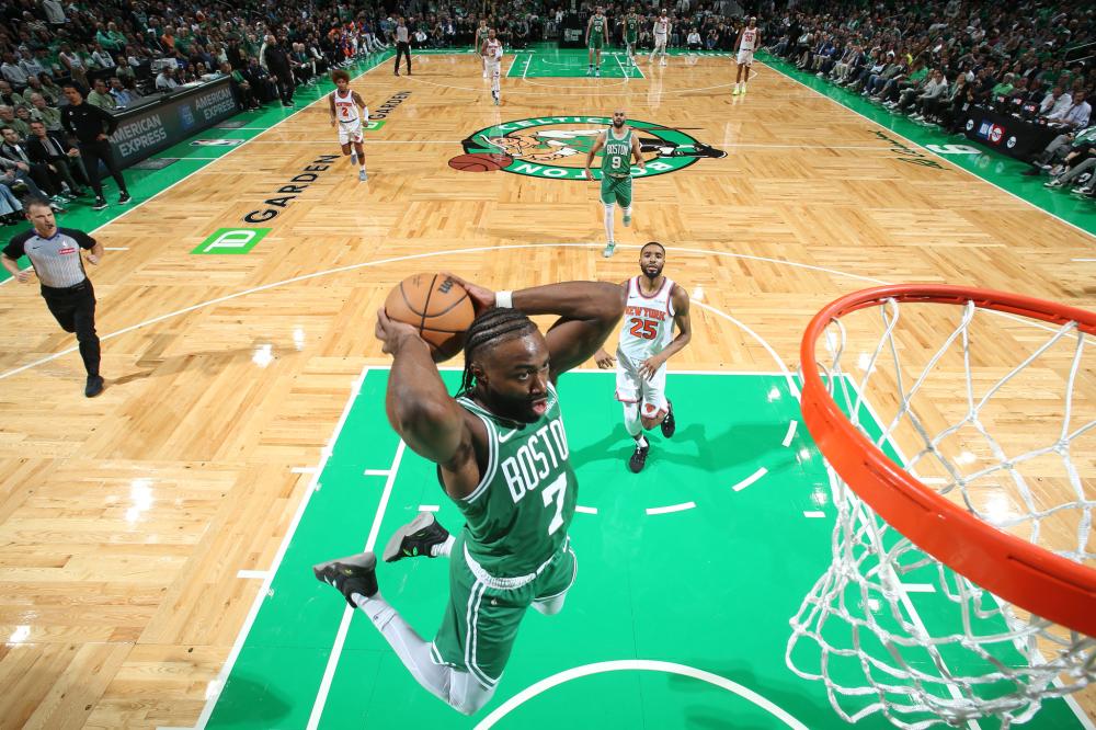 连年胶着 连年胶着